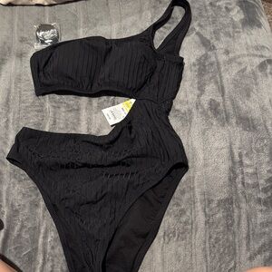 Black One-Shoulder swim suit